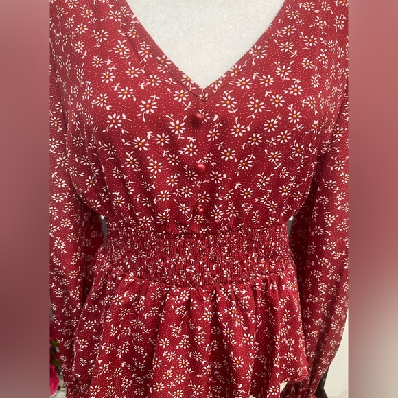 SHEIN Womens Top Boho  V Neck Floral Size L Long Sleeve Ruffle Hem, Shirred, - Picture 4 of 13